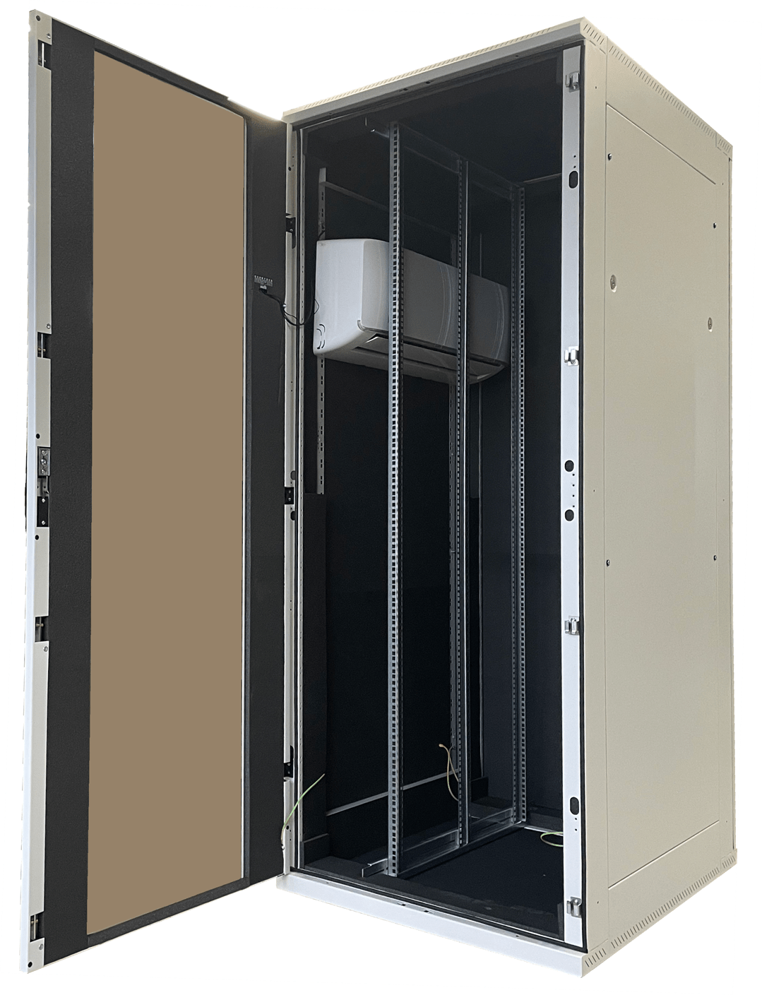 Akustikschrank gegen Betriebslärm mit Split-Klima